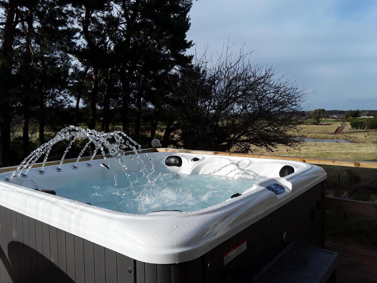 Osprey Lodge Elgin Buitenkant foto